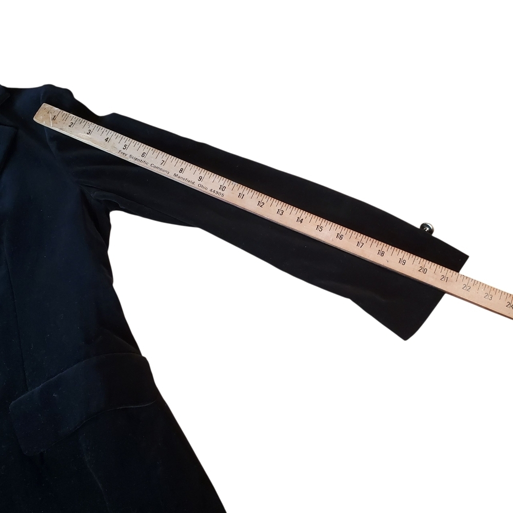 Vntg F.A.I. Women's Black Velvet Blazer. SIZE 7. Made In Japan. #0210 - Picture 6 of 8